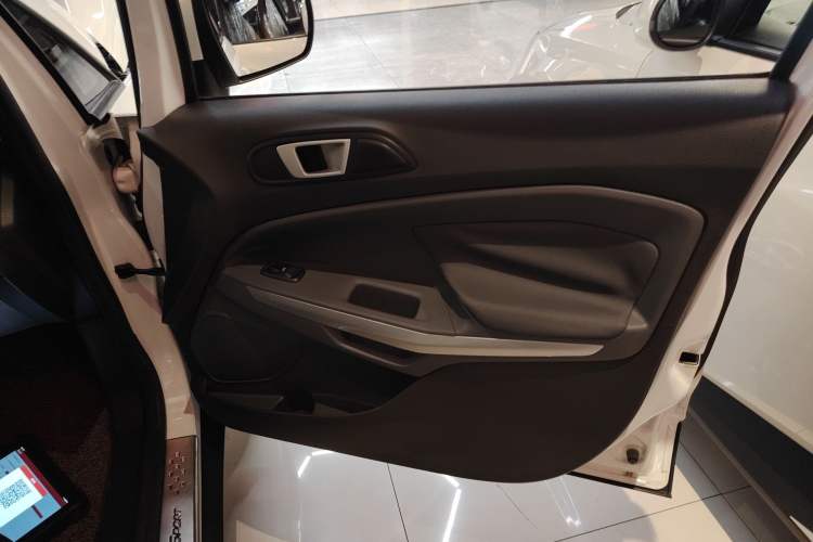 Used Ford EcoSport 2013 1.5L Automatic Fashion Model
