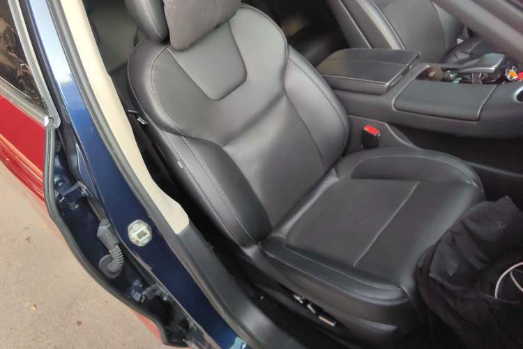 Used Hima AITO M5 2022 Extended-Range Four-Wheel Drive Flagship Edition
