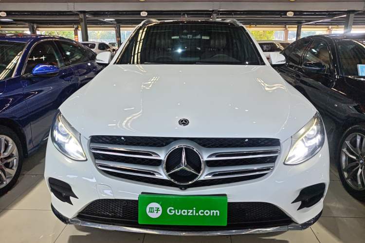 Used Mercedes-Benz GLC 2018 Facelift GLC 260 4MATIC Luxury Edition
