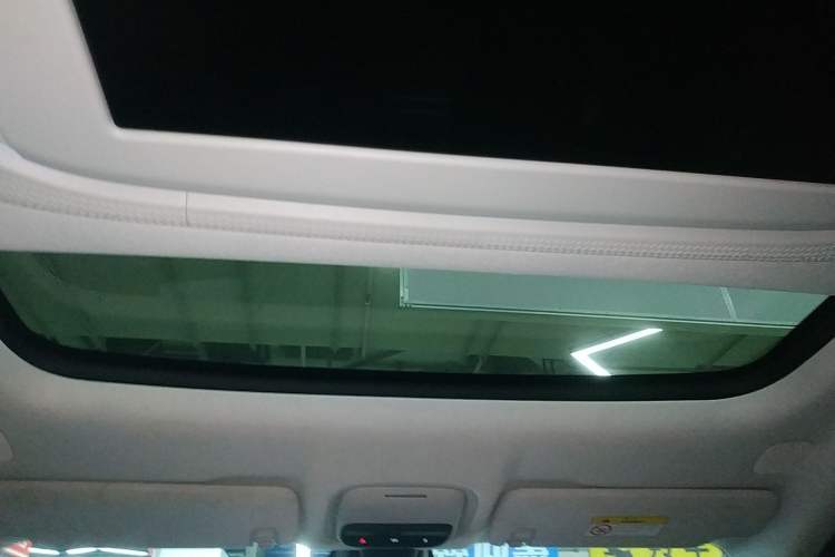 Used XPeng X9 2024 702 Ultra-Long Range Max
