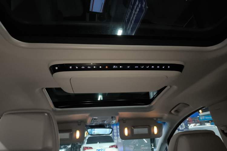 Used Buick GL8 2025 Lu Zun Deluxe Edition