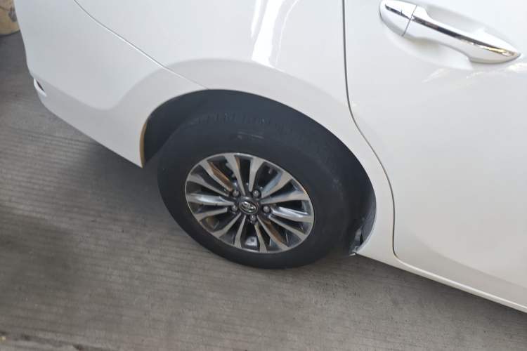 Used Toyota Corolla 2017 Revised Version 1.2T S-CVT GL