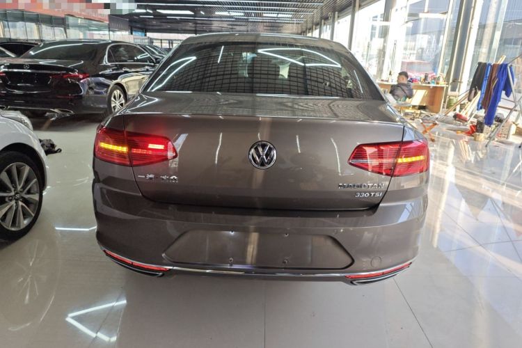 Used Volkswagen Magotan 2019 330TSI DSG Leading Edition China V Standard
