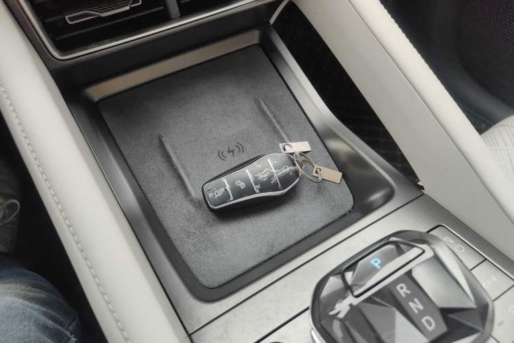 Used BYD Yuan UP 2024 401KM Beyond Edition