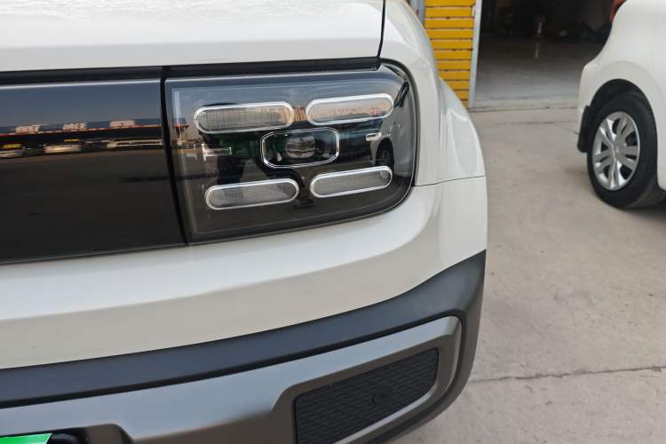 Used Baojun Spark EUV 2024 Prestige Edition 4 Seats
