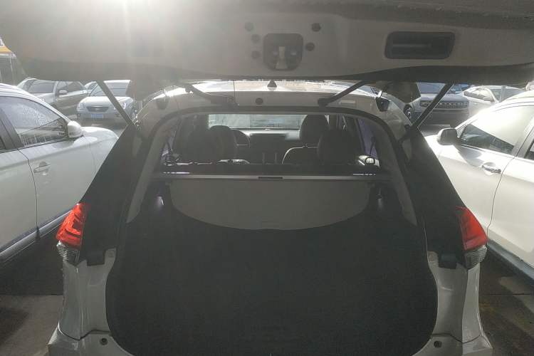 Used Nissan X-Trail 2019 2.0L CVT Smart Connect Comfort Edition 2WD
