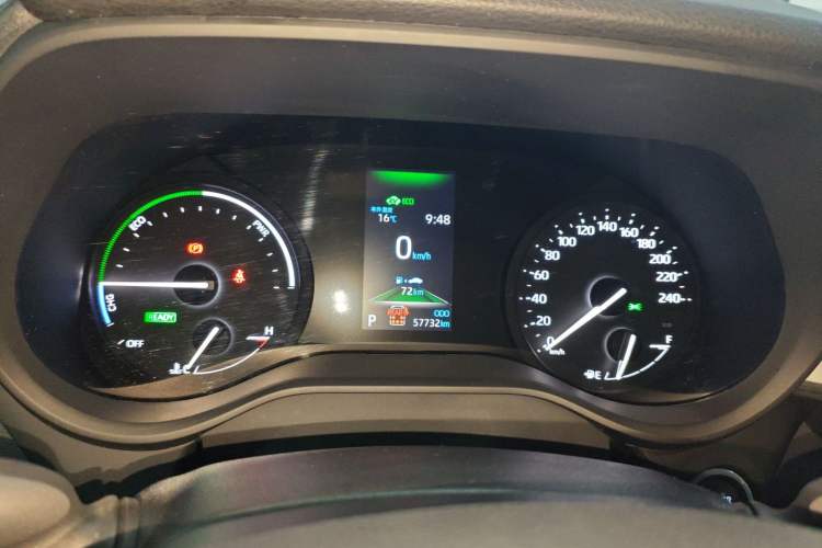 Used Toyota Granvia 2024 2.5L Hybrid Luxury Edition