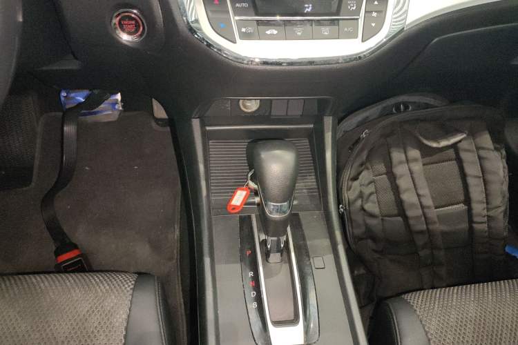 Used Honda Jade 2017 1.8L automatic Comfort version 5 seats