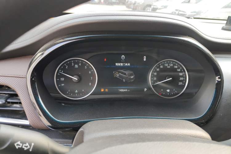 Used Buick GL8 2023 Land Executive Class Smart Enjoyment Model
