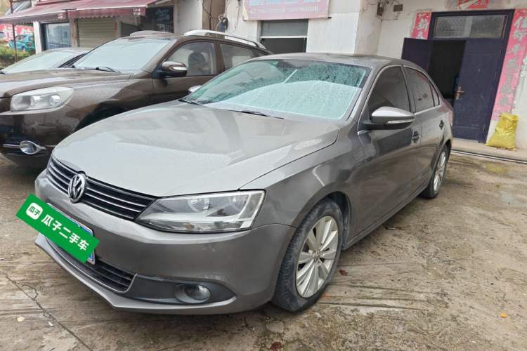 Used Volkswagen Sagitar 2014 Revised Version 1.6L Automatic Comfort Edition
