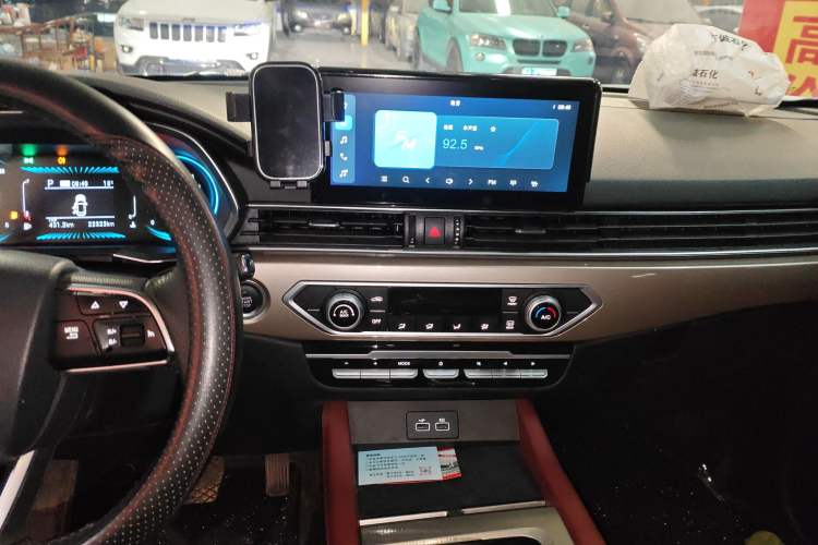 Used JETOUR X70 2023 1.5T DCT Overpass PRO+ Edition 7 Seats
