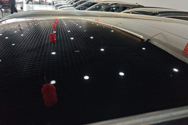 Used Hongqi HS5 2022 Revised Version 2.0T Smart Connect Flagship Edition
