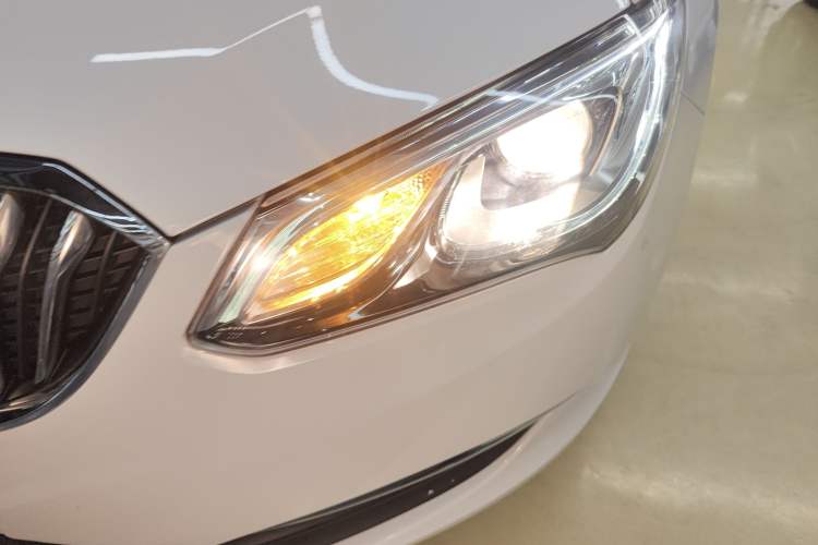 Used Buick GT 2017 15N Automatic Elite Version
