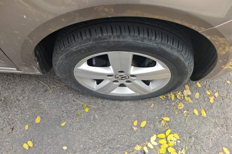 Used Volkswagen Touran 2013 1.4T DSG Comfort Edition 5-Seater
