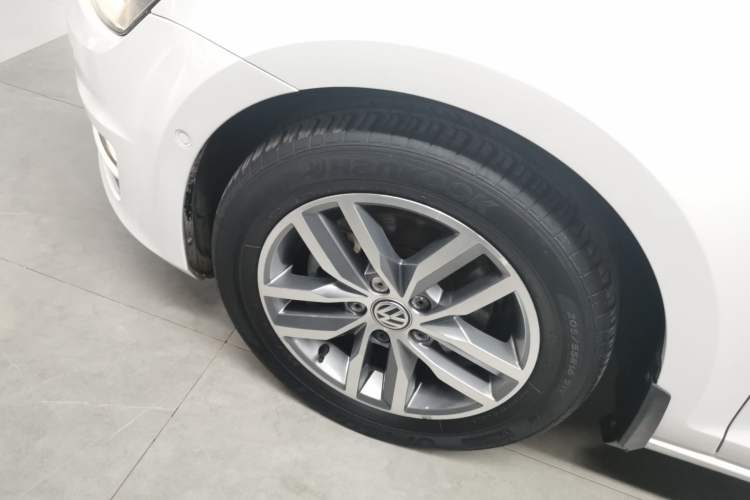 Used Volkswagen Golf 2017 230TSI Automatic Luxury Million-Vehicle Commemorative Edition
