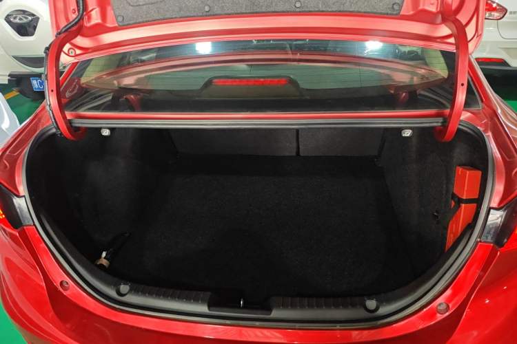 Used Mazda Mazda 3 Axela 2017 Sedan 1.5L Automatic Luxury Model Emission Standard China V
