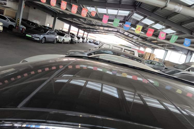 Used Toyota Wildlander 2023 Dual-Motor 2.5L E-CVT Two-Wheel Drive Luxury PLUS Edition