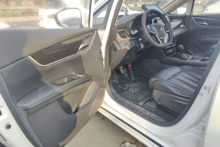 Used BYD Song MAX 2017 1.5T Automatic Smart Connect Elite 7-Seater