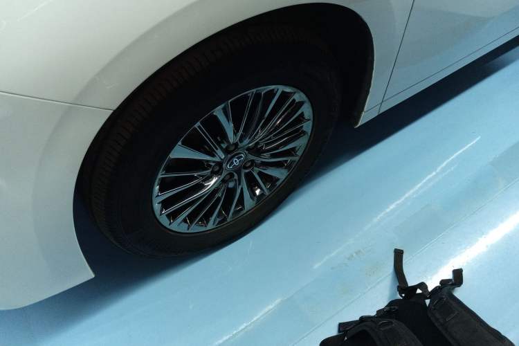 Used Toyota Alphard 2021 Dual-Engine 2.5L Prestige Edition
