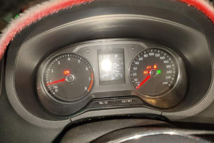 Used Volkswagen Polo 2016 1.6L Automatic Comfort Model