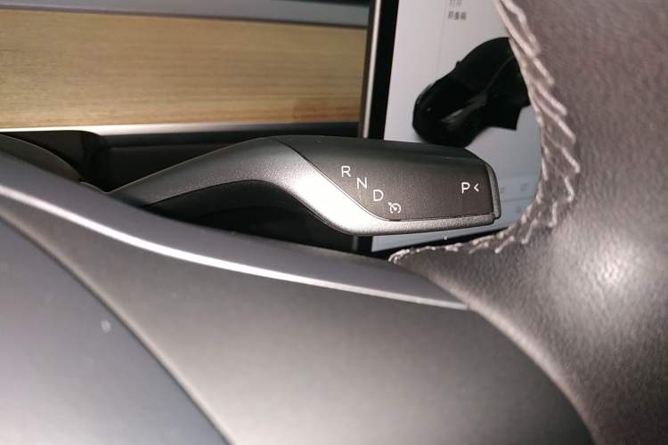 Used Tesla Model Y 2021 Standard Range Rear-Wheel Drive Version
