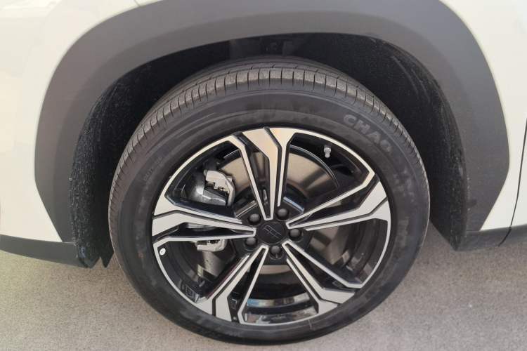 Used  L7 2025 EM-i 115km Exploration Edition
