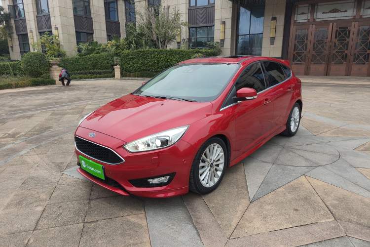 Used Ford Focus 2015 Hatchback EcoBoost 180 Automatic Sport Model