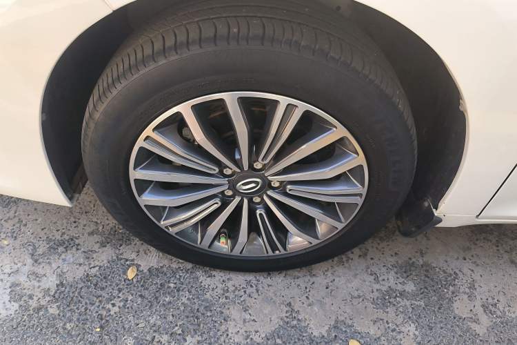 Used GAC Trumpchi M6 2019 270T DCT Prestige Edition (7-seater) China VI