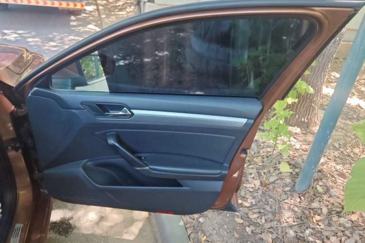 Used Volkswagen Lamando 2017 280TSI DSG Comfort Edition
