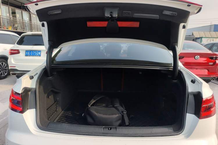 Used Audi A4L 2018 30th Anniversary Edition 40 TFSI Sport Edition