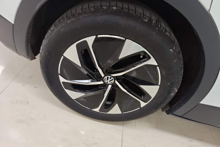 Used Volkswagen ID.4 CROZZ 2025 Pure Edition