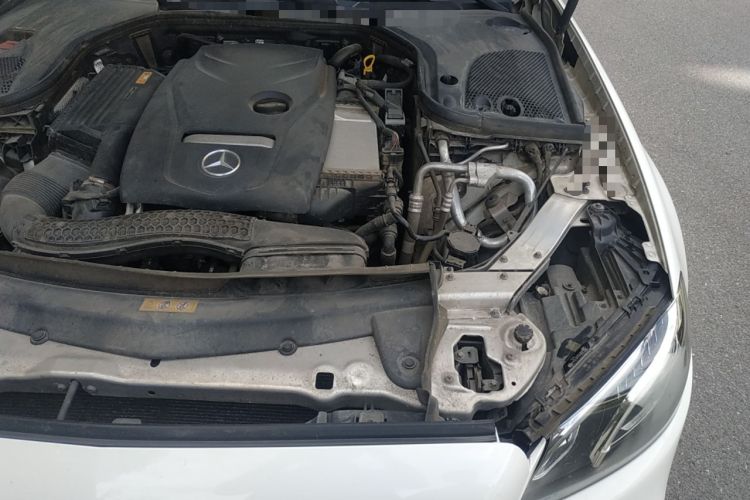 Used Mercedes-Benz E-Class 2016 E 300 L Sporty and Stylish Model
