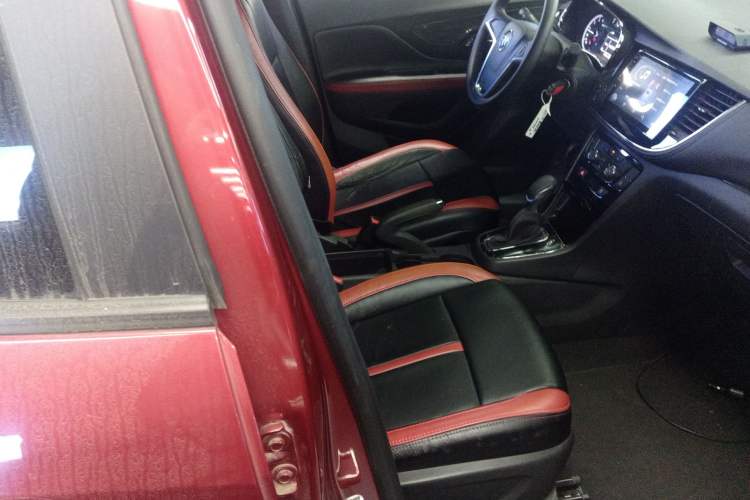 Used Buick Encore 2016 18T Automatic Two-Wheel Drive Urban Leading Edition
