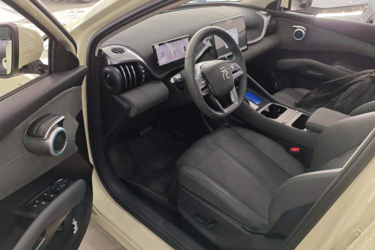 Used BYD Yuan PLUS 2025 Intelligent Driving Version 430 KM Beyond-Range Edition