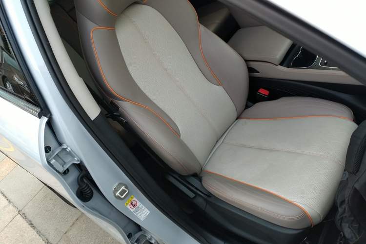 Used BYD Yuan PLUS 2024 Honor Edition 430KM Leading Model
