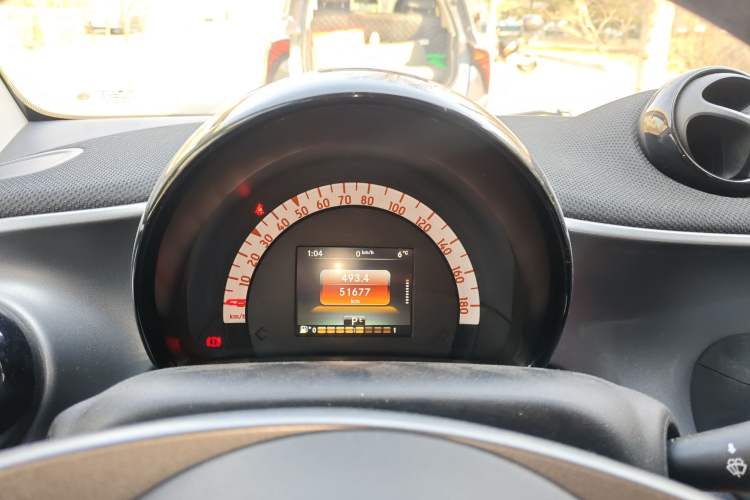 Used  fortwo 2018 1.0L 52kW Hardtop Dynamic Version China V
