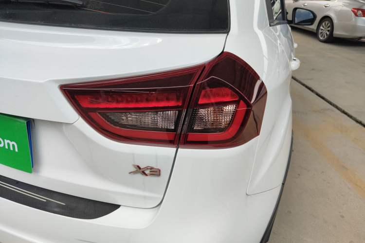 Used Geely Auto Vision X3 2020 1.5L CVT Elite Edition
