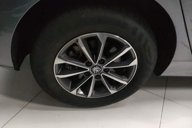 Used BYD Qin PLUS 2024 HONOR Edition DM-i 55KM Leading Model
