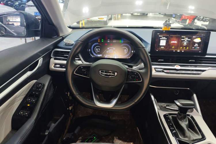 Used Geely Auto Emgrand 2022 4th Generation 1.5L CVT Flagship Model