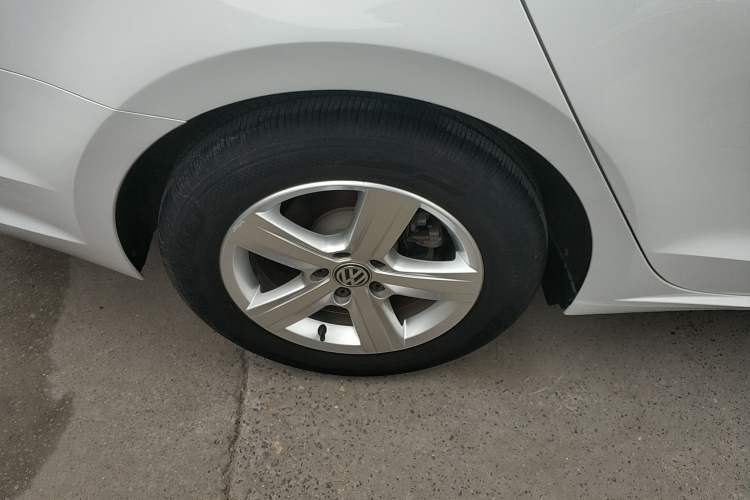 Used Volkswagen Lamando 2019 230TSI DSG Vision Edition China VI Standard
