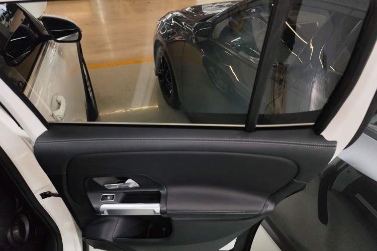 Used Mercedes-Benz GLB 2020 GLB 180 Dynamic Edition
