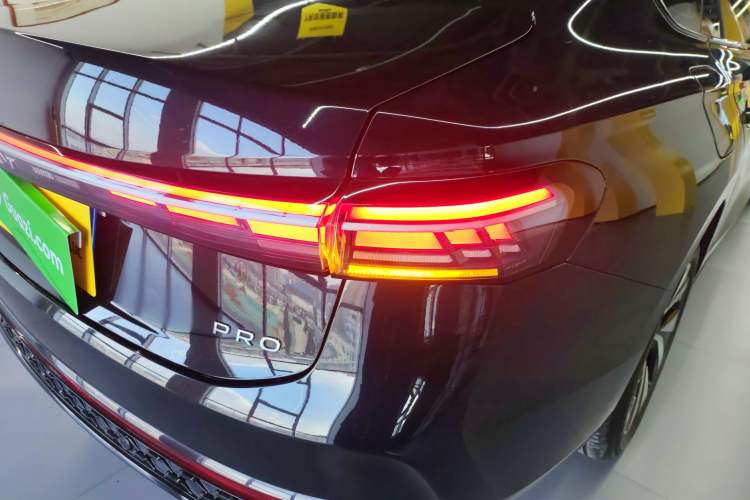 Used Volkswagen Passat 2025 Pro 380TSI Starry Dragon Edition
