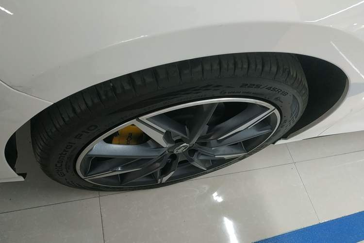 Used GAC Trumpchi EMPOW 2023 270T DCT J15 Version
