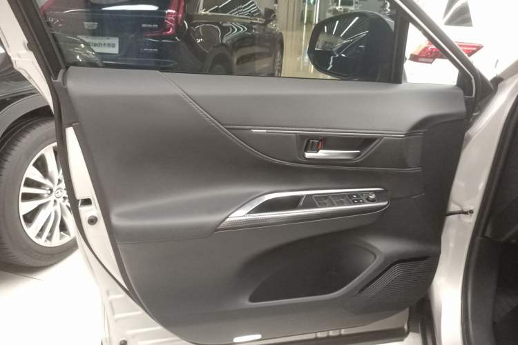 Used Toyota Venza 2022 2.0L CVT Two-Wheel Drive Prestige Edition
