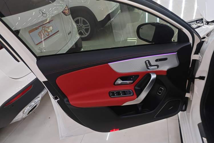 Used Mercedes-Benz A-AMG 2020 AMG A 35 L 4MATIC
