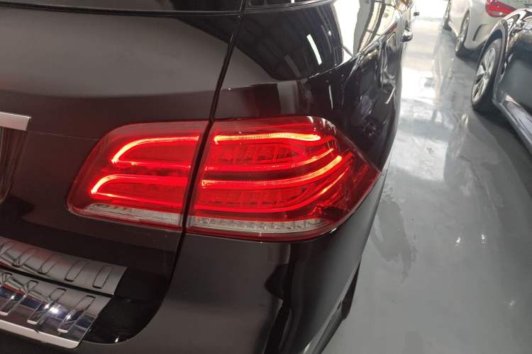 Used Mercedes-Benz GLE 2018 GLE 400 4MATIC Exclusive Edition