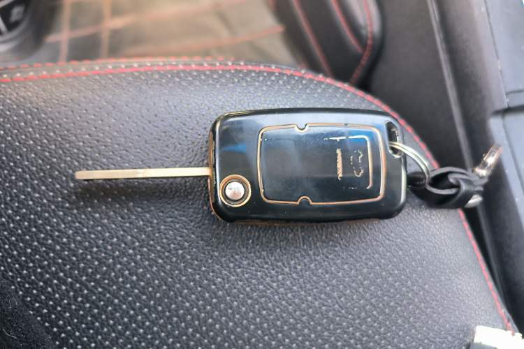 Used Geely Auto Vision 2015 1.3T Manual Luxury Model
