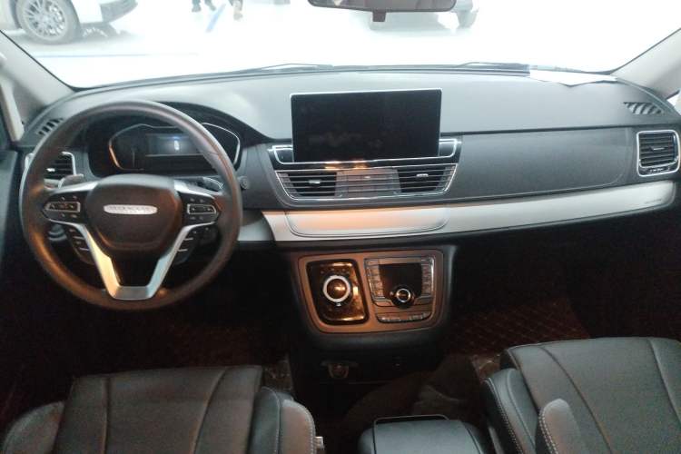 Used SAIC MAXUS G20 2023 Facelifted ES 2.0T Gasoline Automatic Value Edition
