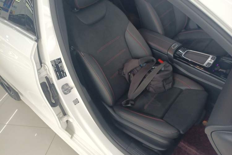 Used Mercedes-Benz A-Class 2024 Updated A 200 L Fashion Version
