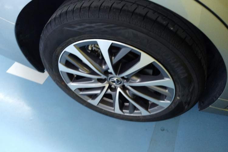 Used Lexus ES 2025 200 Premium Edition
